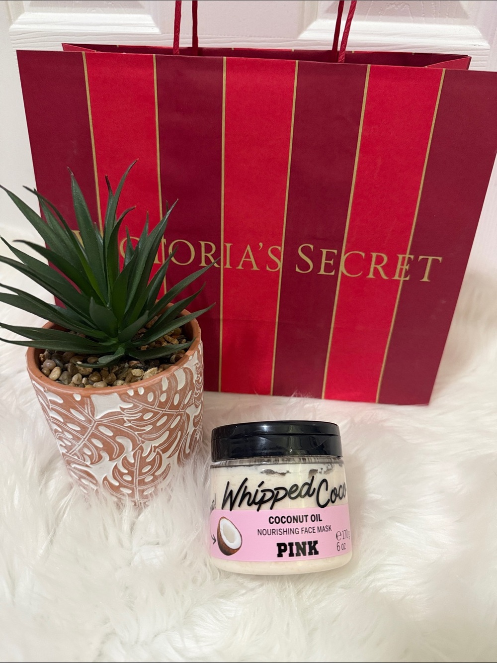 🆕 PINK Whipped Coco coconut oil nourishing face mask